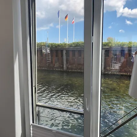 Schwimmendes Heimathafen Großenbrode