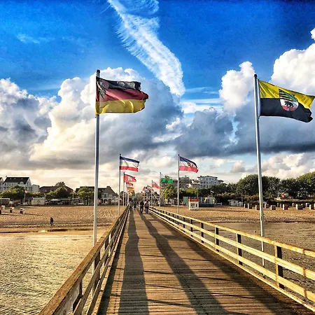 Schwimmendes Heimathafen * Großenbrode